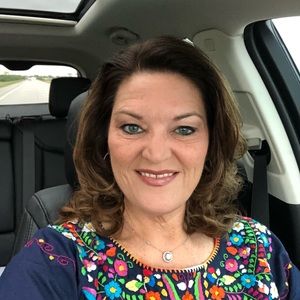 Meet your Posher, Cindi